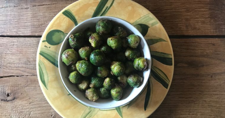 Spruitjes maar dan lekker met oa sinaasappelrasp, honing, chilivlokken