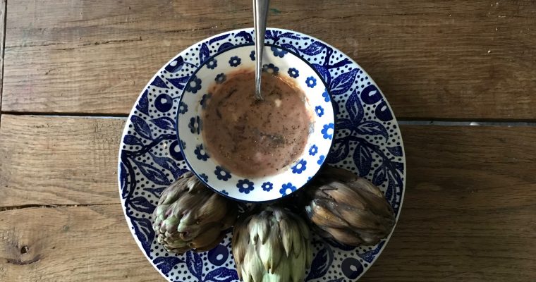 Het bramenjamsausje voor bij de artisjok