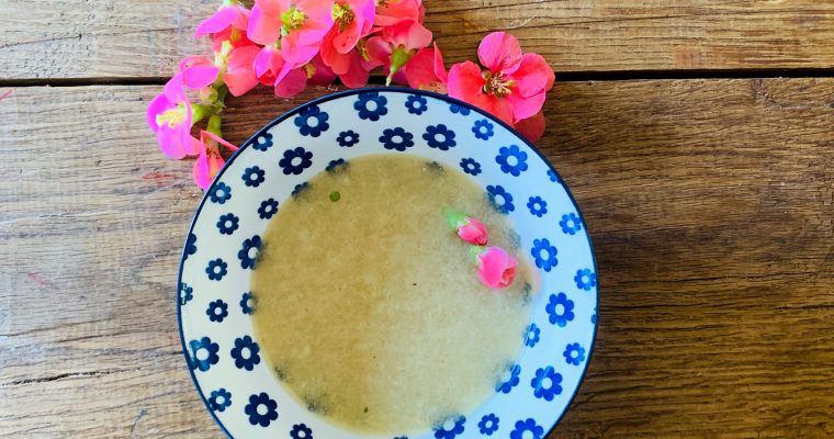 Simpele witte asperge soep