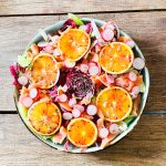 bloedsinaasappel salade met zalm en roodlof